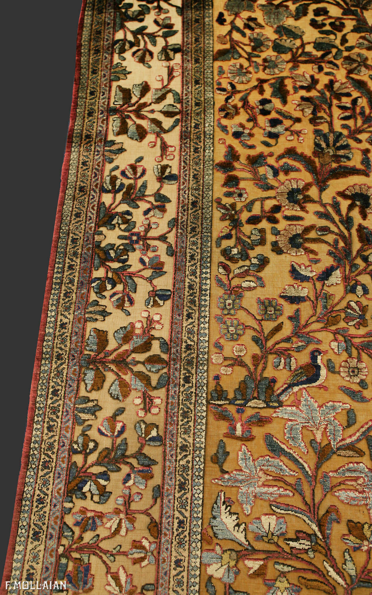 Antique Souf Persian Kashan Rug n°:33295592